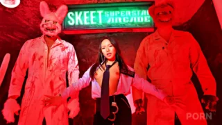 ExxxtraSmallFive Fucks At Skeets